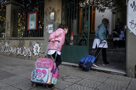 Conseguir vacantes en las escuelas porteñas: una odisea 