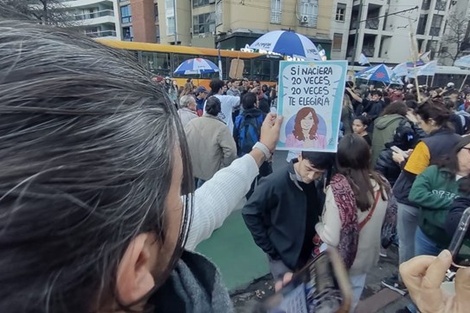 Con anticuerpos democráticos, Córdoba se movilizó tras el fallo 